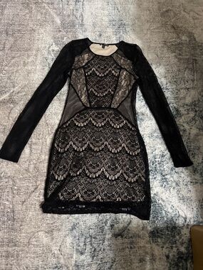 Express Black Lace Long-Sleeve Sheath Dress